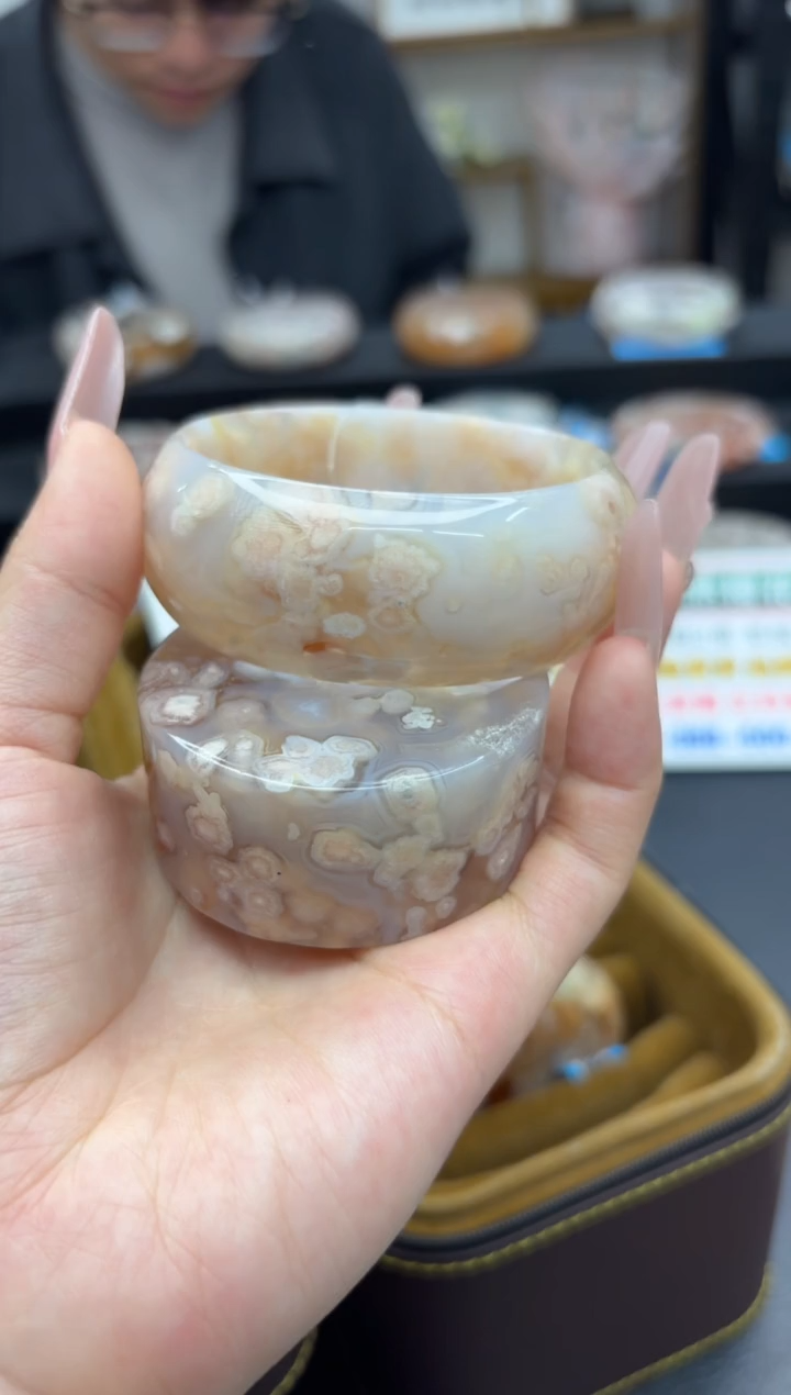【闪购商品】石英质玉手镯未镶嵌A167(58圈赠送镯心)