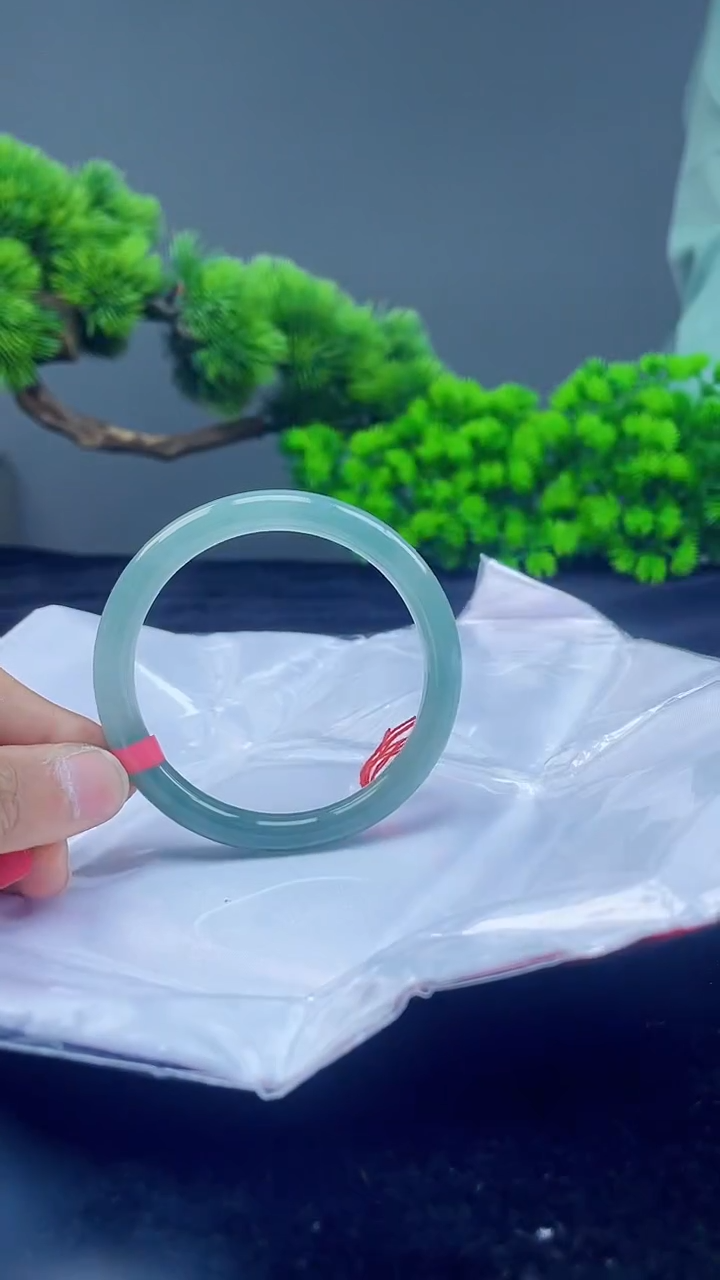 【闪购商品】翡翠未镶嵌手镯6手镯