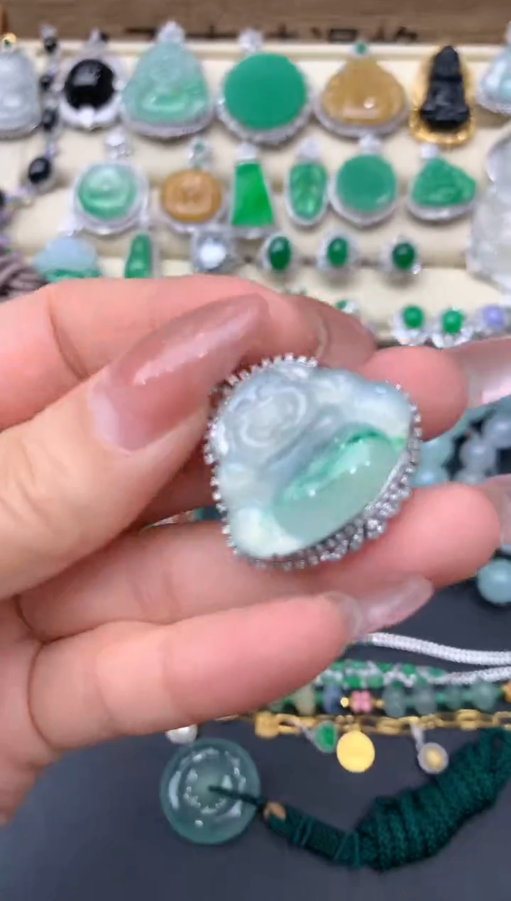 【闪购商品】翡翠颈饰18K金镶嵌132-中国好珍宝