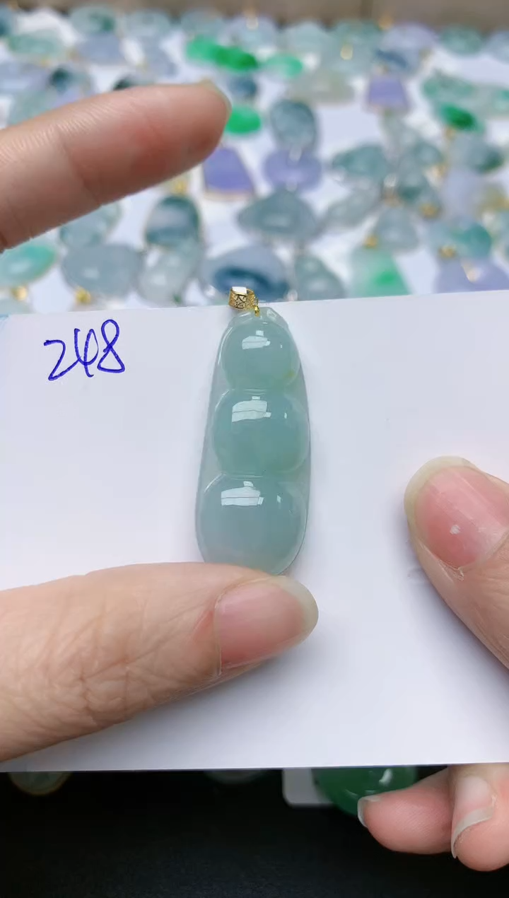 【闪购商品】翡翠颈饰18K金镶嵌天然翡翠A货    