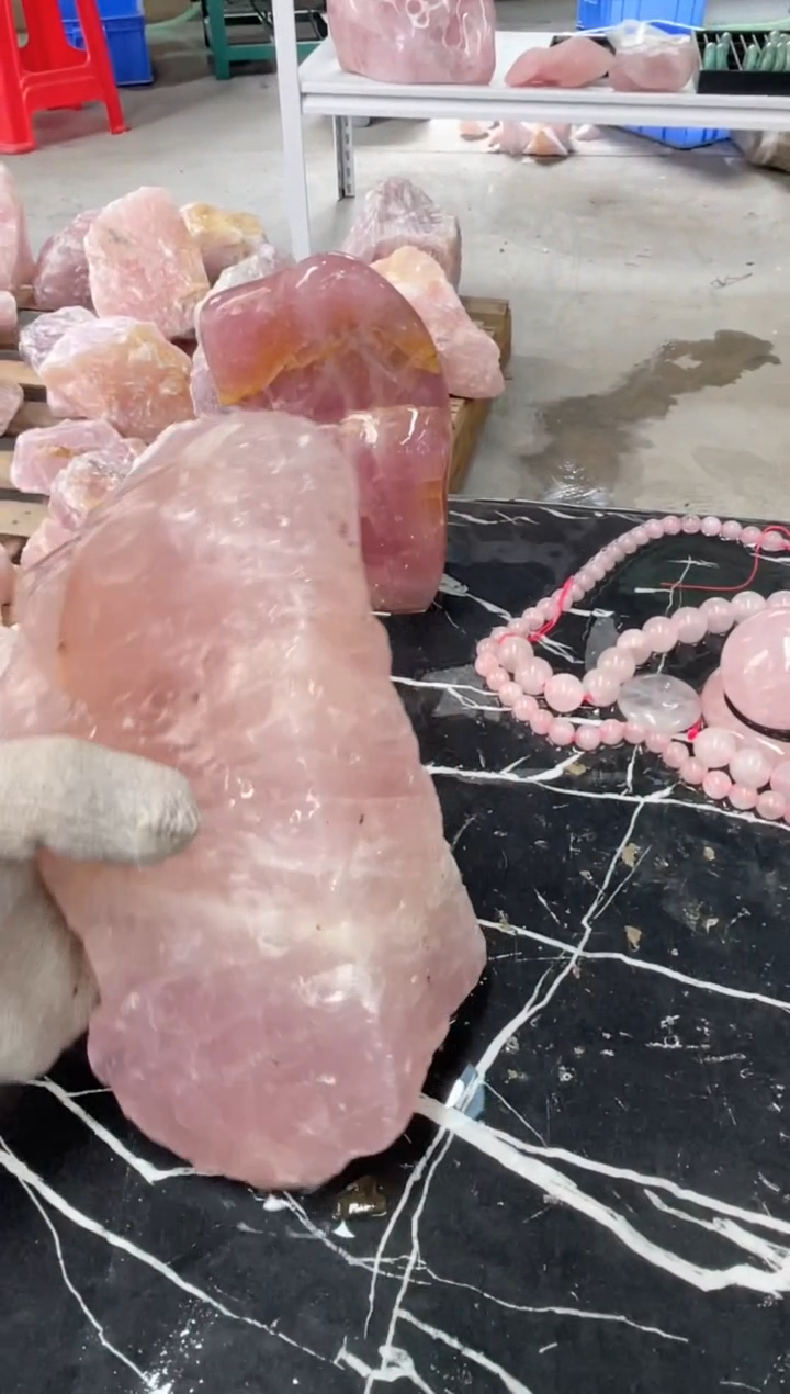 【闪购商品】芙蓉石原石未镶嵌天然粉水晶原石摆件
