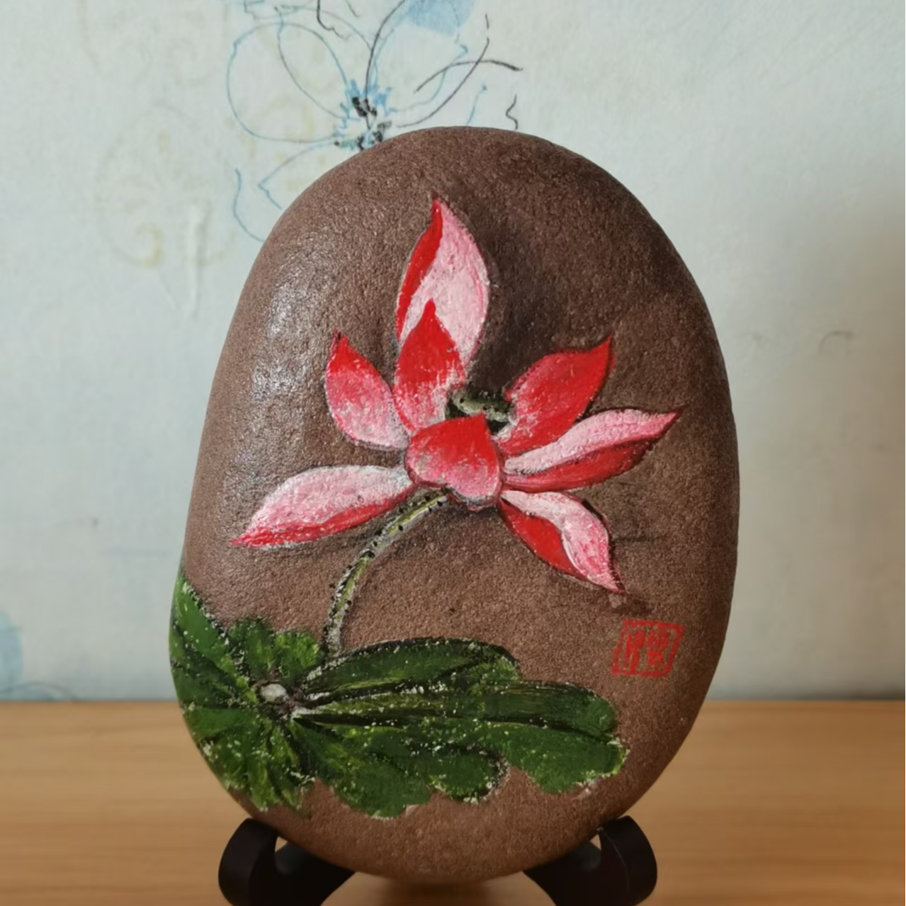 手工绘制石头画莲花创意摆件手绘
