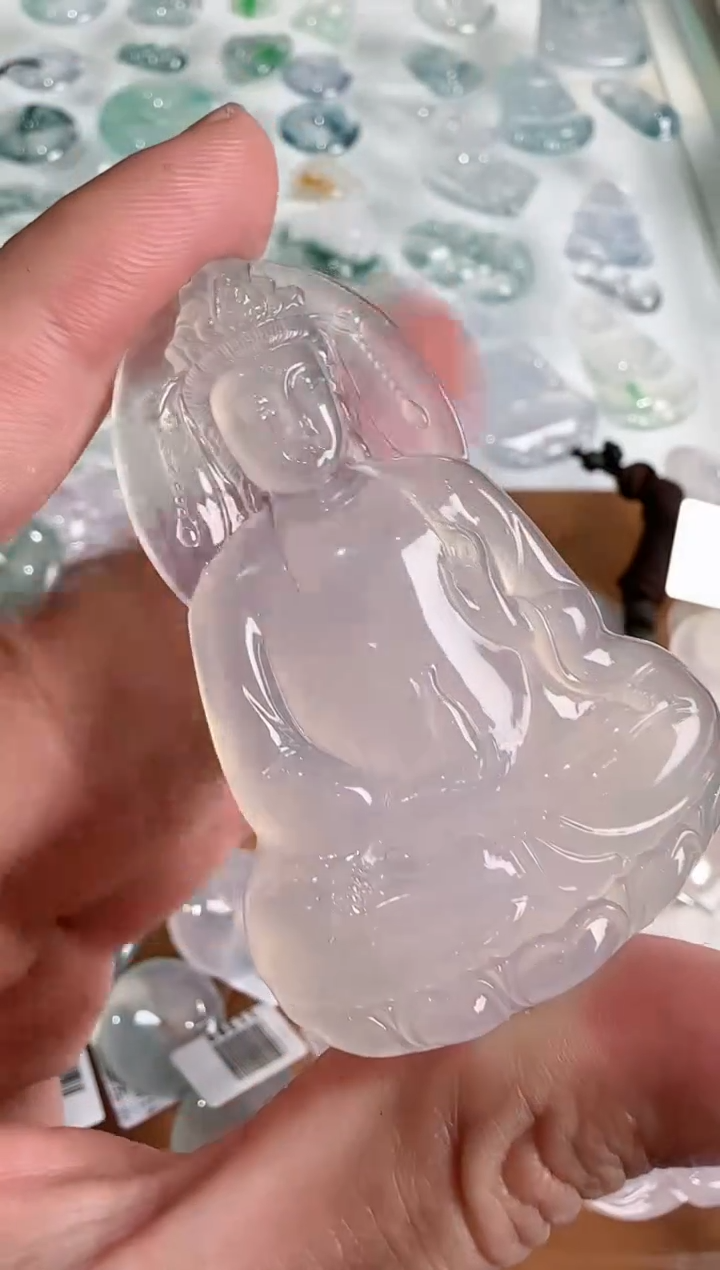 【闪购商品】翡翠吊坠(不含链)未镶嵌··