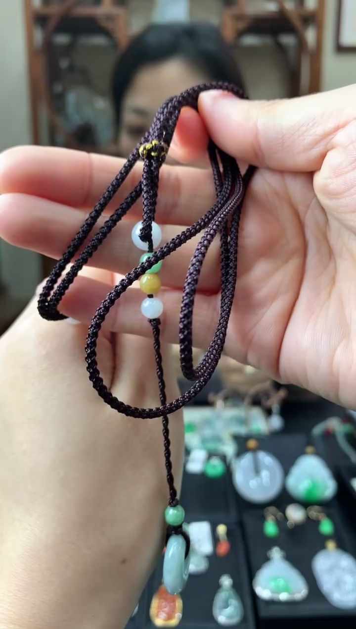 【闪购商品】翡翠吊坠(不含链)未镶嵌高货绳