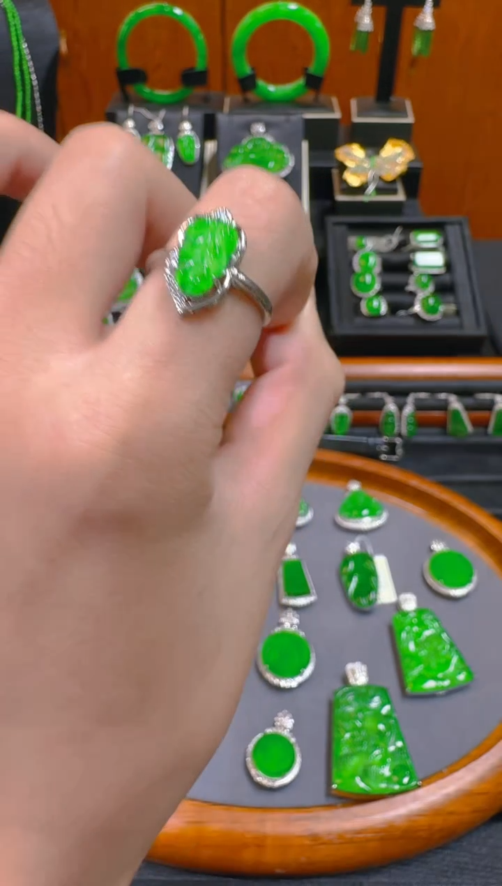 【闪购商品】翡翠戒指未镶嵌天然A货翡翠