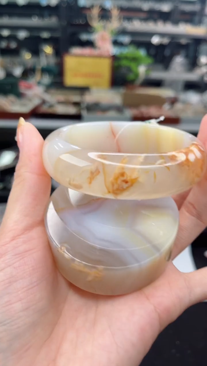 【闪购商品】石英质玉手镯未镶嵌59圈口（赠品镯心）3572436