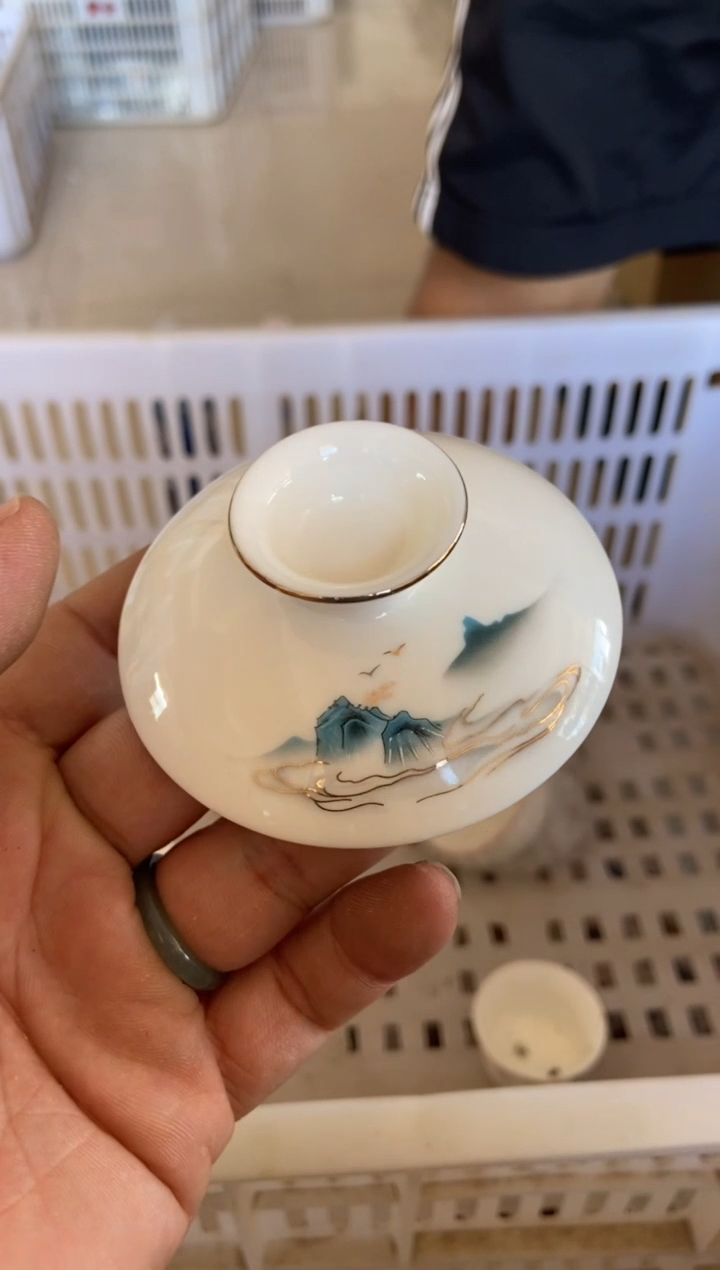 杯无运费险有瑕疵的有点脏介意勿拍