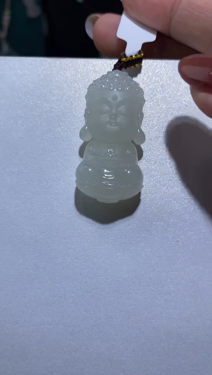 颈饰未镶嵌和田玉牛***王阿弥宝宝佛