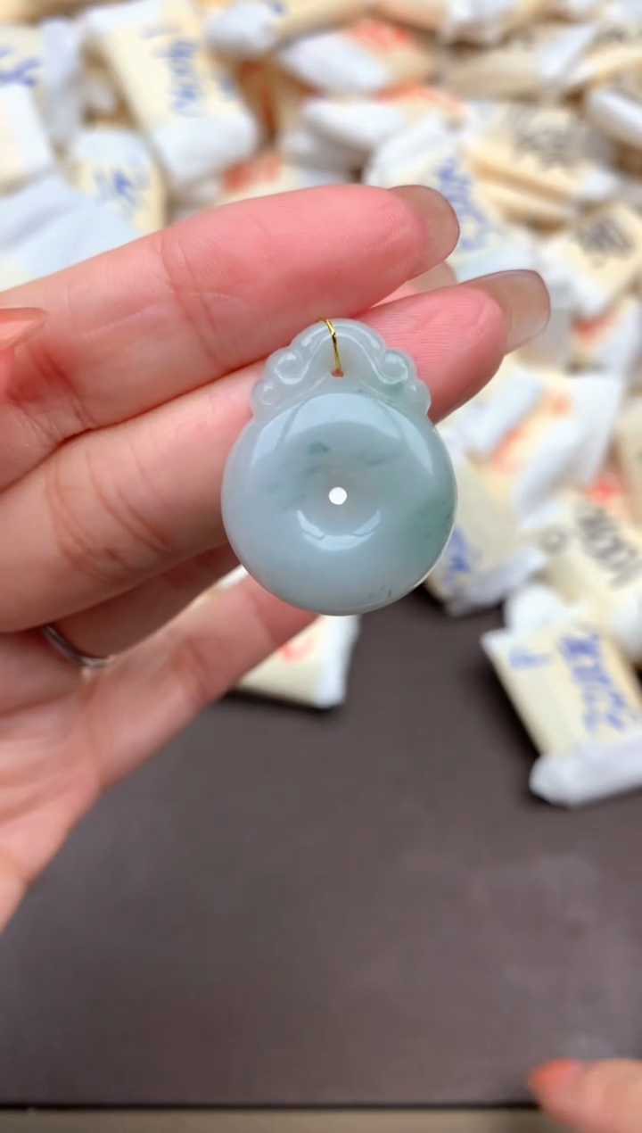 未镶嵌挂件翡翠一