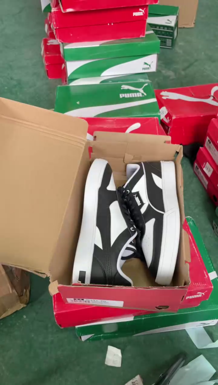 彪马时尚休闲运动鞋42.5M  KK39