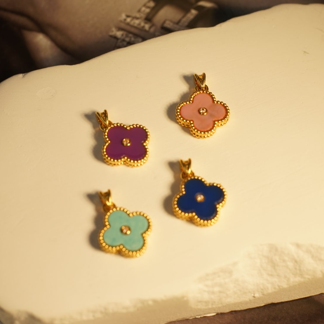 【sy】18k金15mm点钻草草吊坠合集