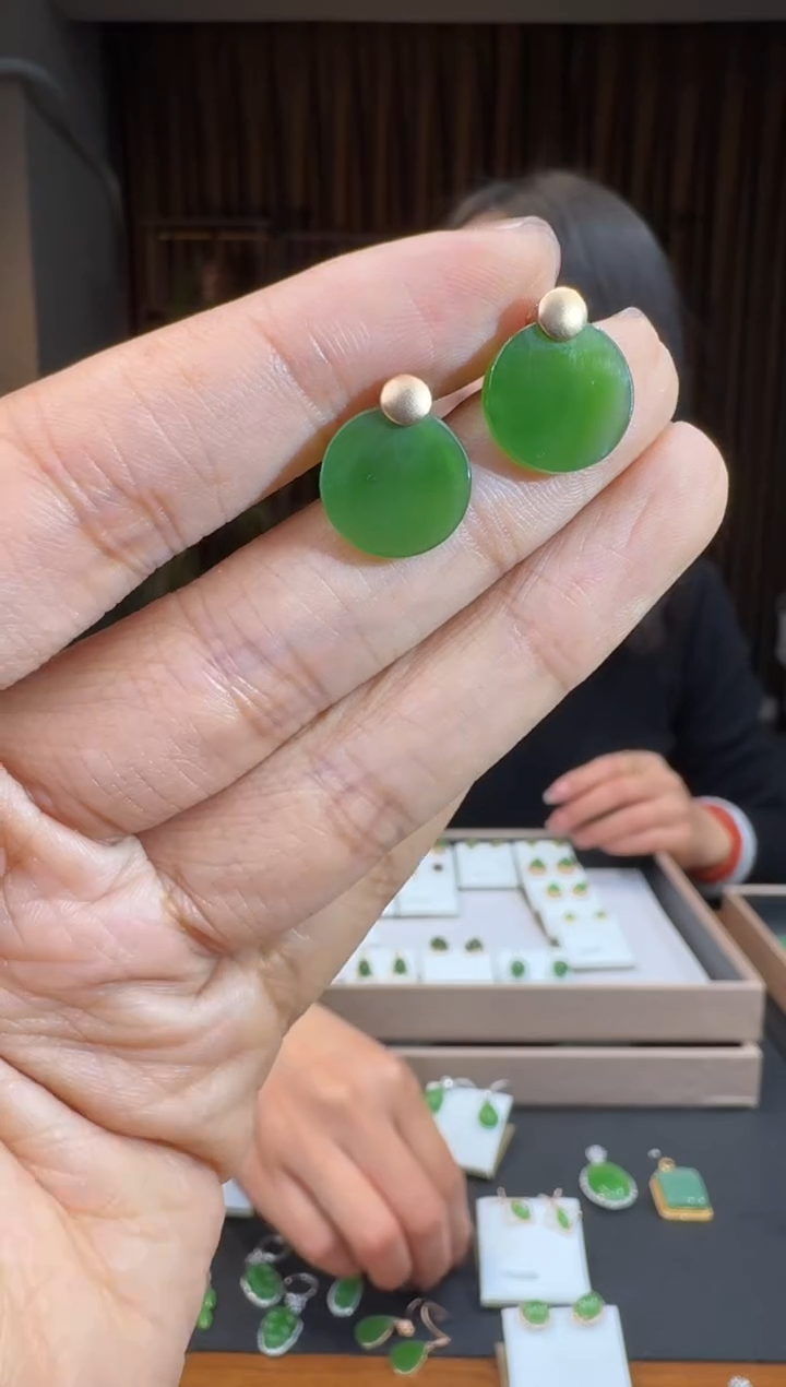 【闪购商品】和田玉9618K金镶嵌2.4李玲多样性发货