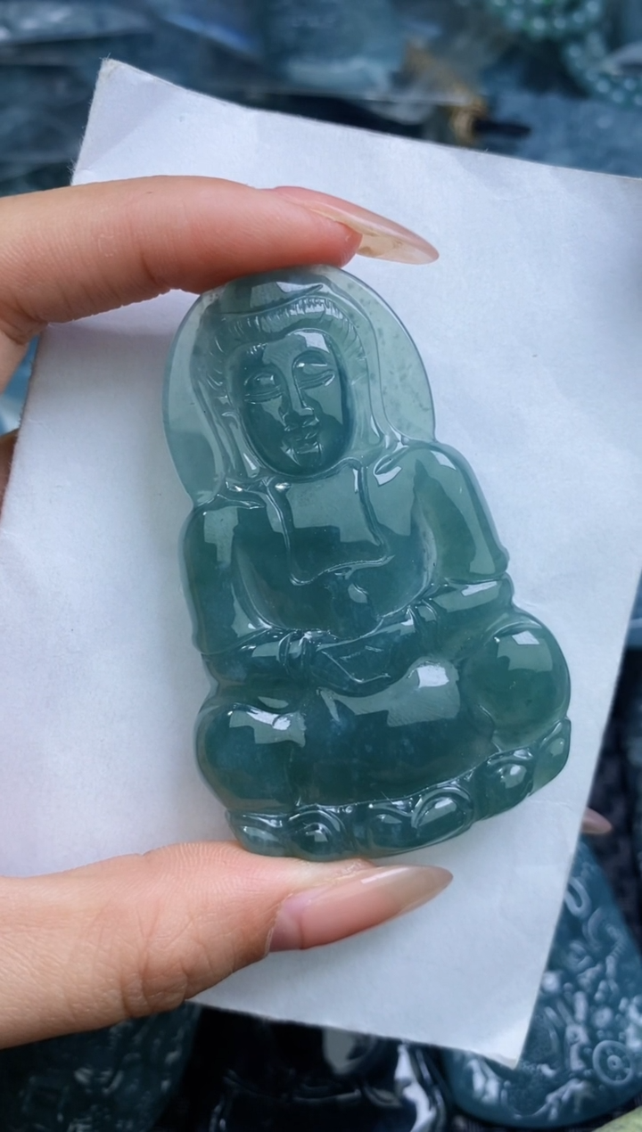 【闪购商品】翡翠颈饰未镶嵌           