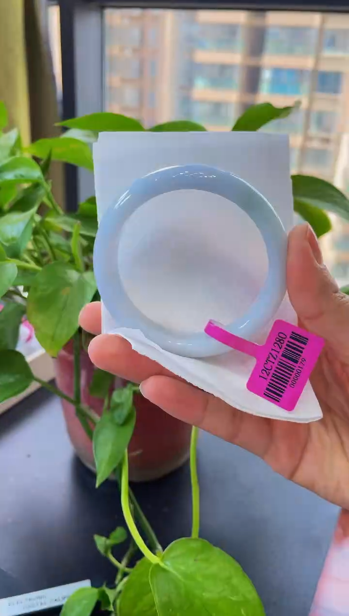 翡翠未镶嵌手镯46手镯59.0