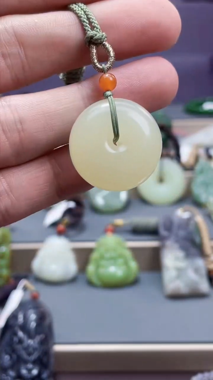 【闪购商品】和田玉吊坠未镶嵌94