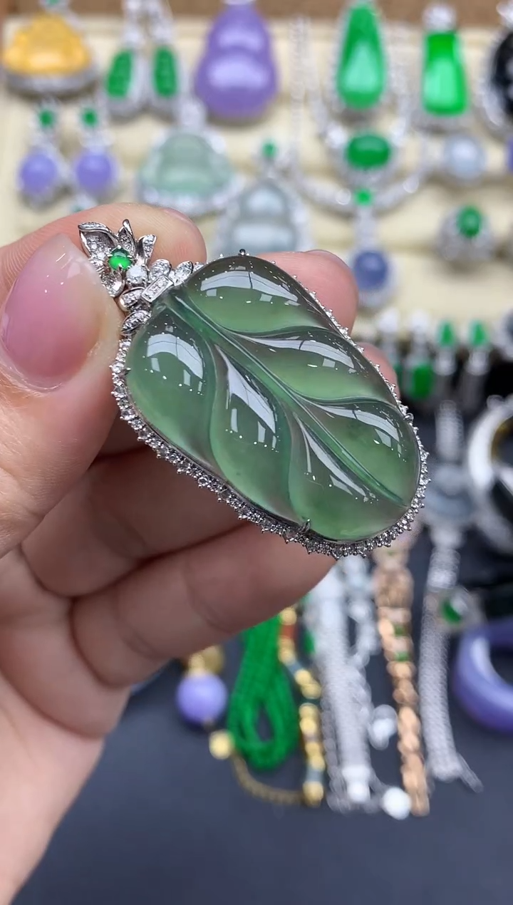 【闪购商品】翡翠颈饰18K金镶嵌539-中国好珍宝