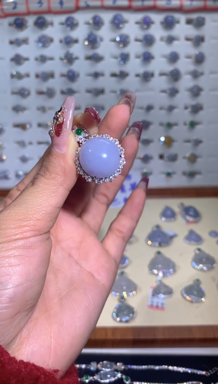 【闪购商品】翡翠吊坠(不含链)银S925镶嵌天然a货翡翠