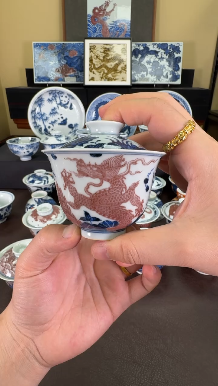 【闪购商品】又见春风青花釉里红铃铛盖碗