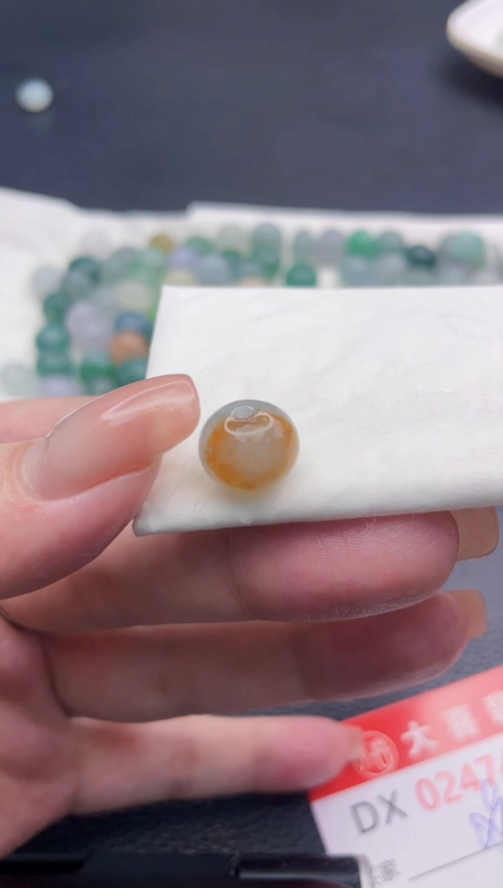 定制翡翠未镶嵌珠子