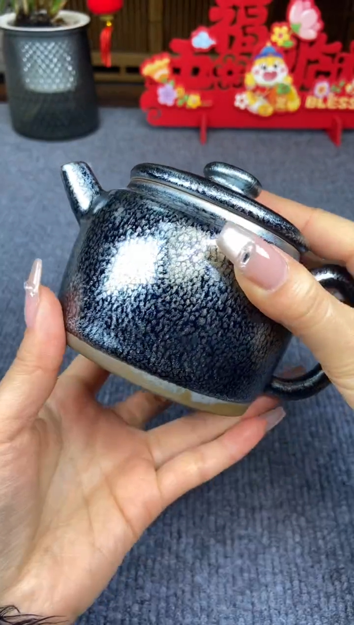 【闪购商品】粉丝福利以直播展示为主