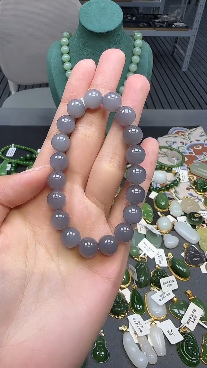 未镶嵌手串和田玉1