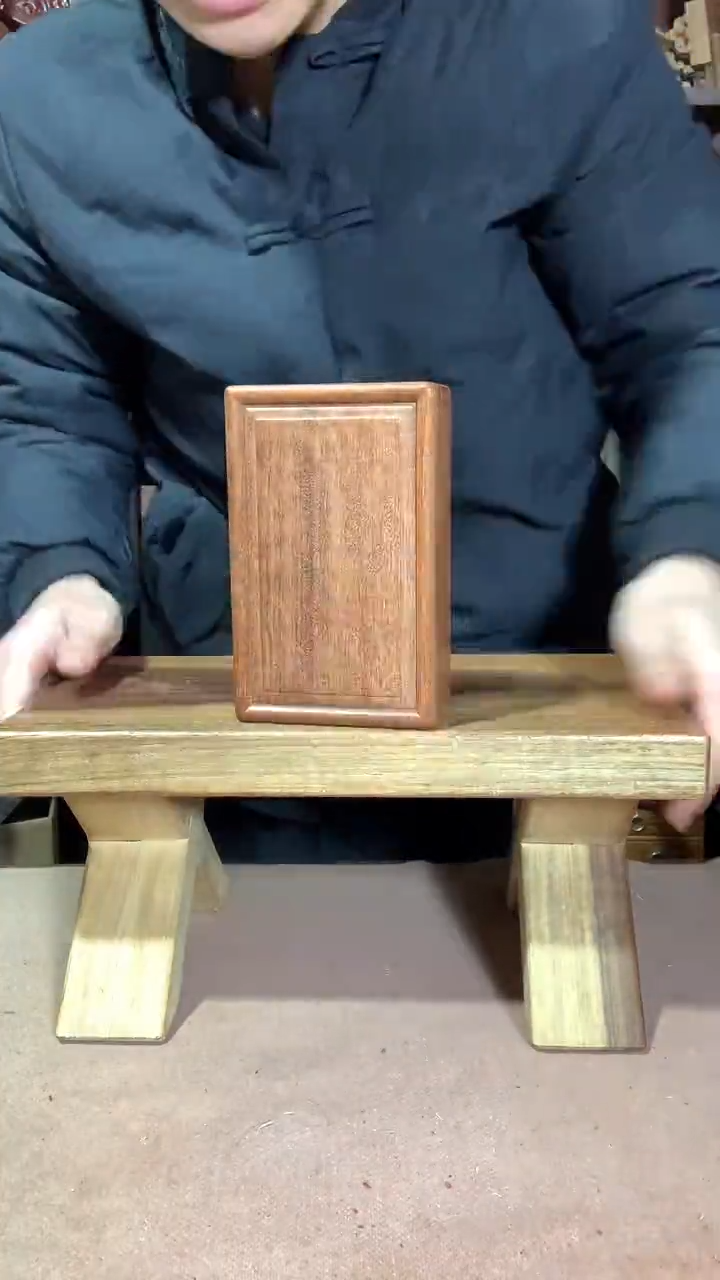 木金星檀机关盒 