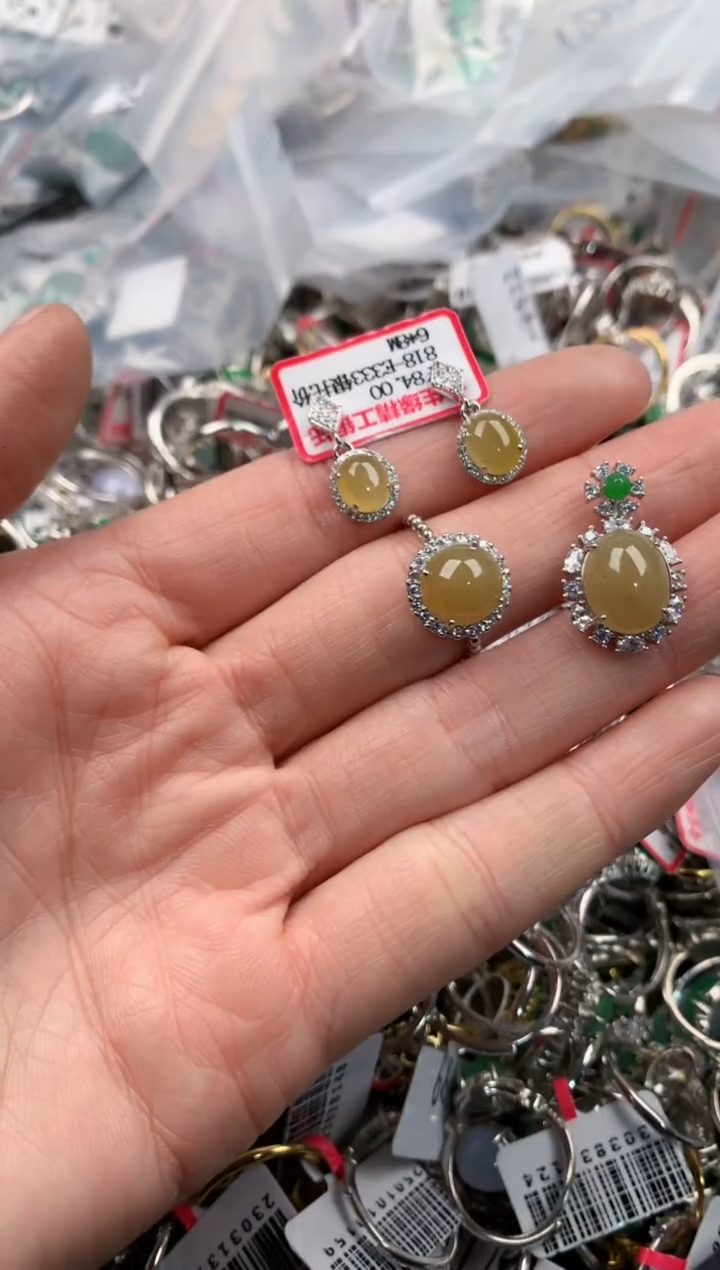 银S925镶嵌戒指翡翠333       4