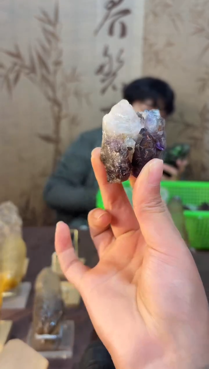 【闪购商品】水晶摆件未镶嵌超七 406