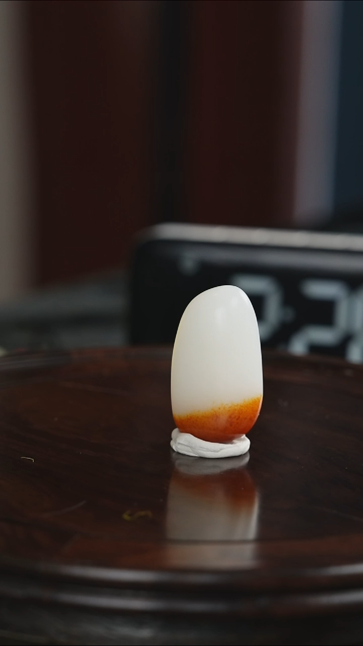 颈饰未镶嵌和田玉海**宝和田玉原石