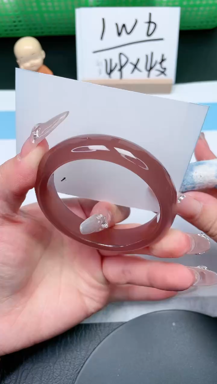 【闪购商品】石英质玉手镯未镶嵌130-54