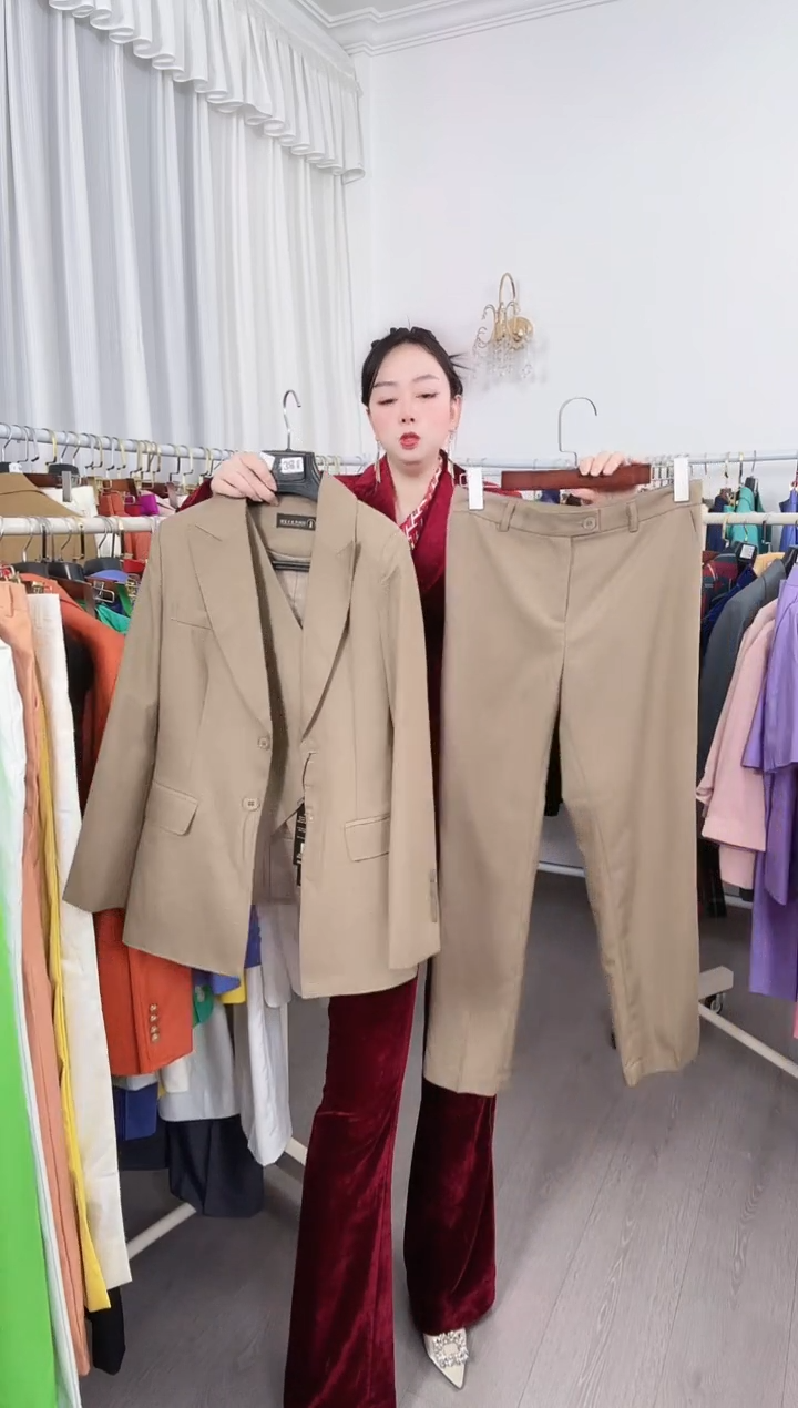 M码小脚裤三件套