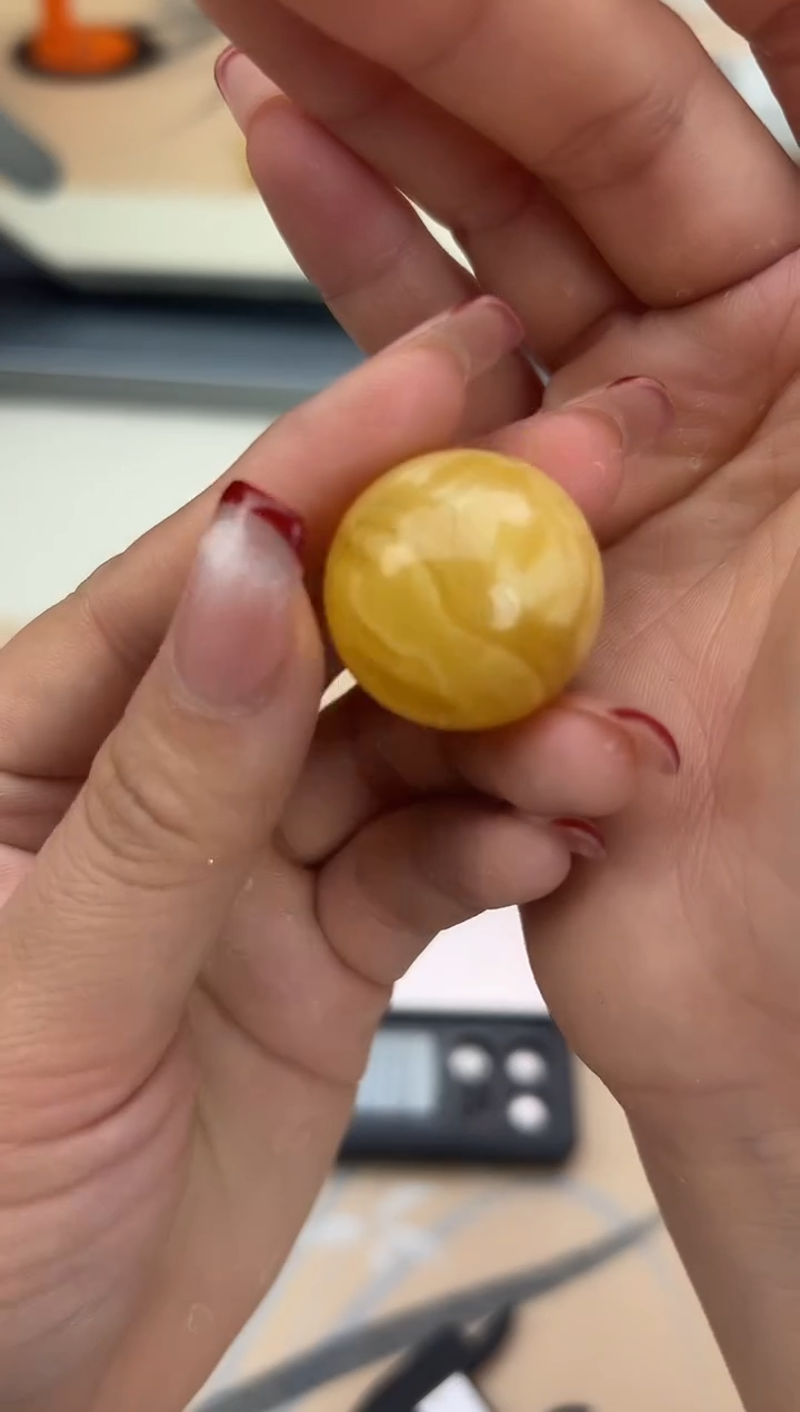 【闪购商品】琥珀裸石未镶嵌蜜蜡单珠