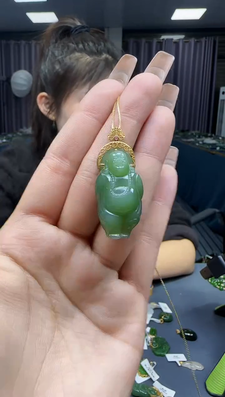 【闪购商品】和田玉挂件18K金镶嵌1