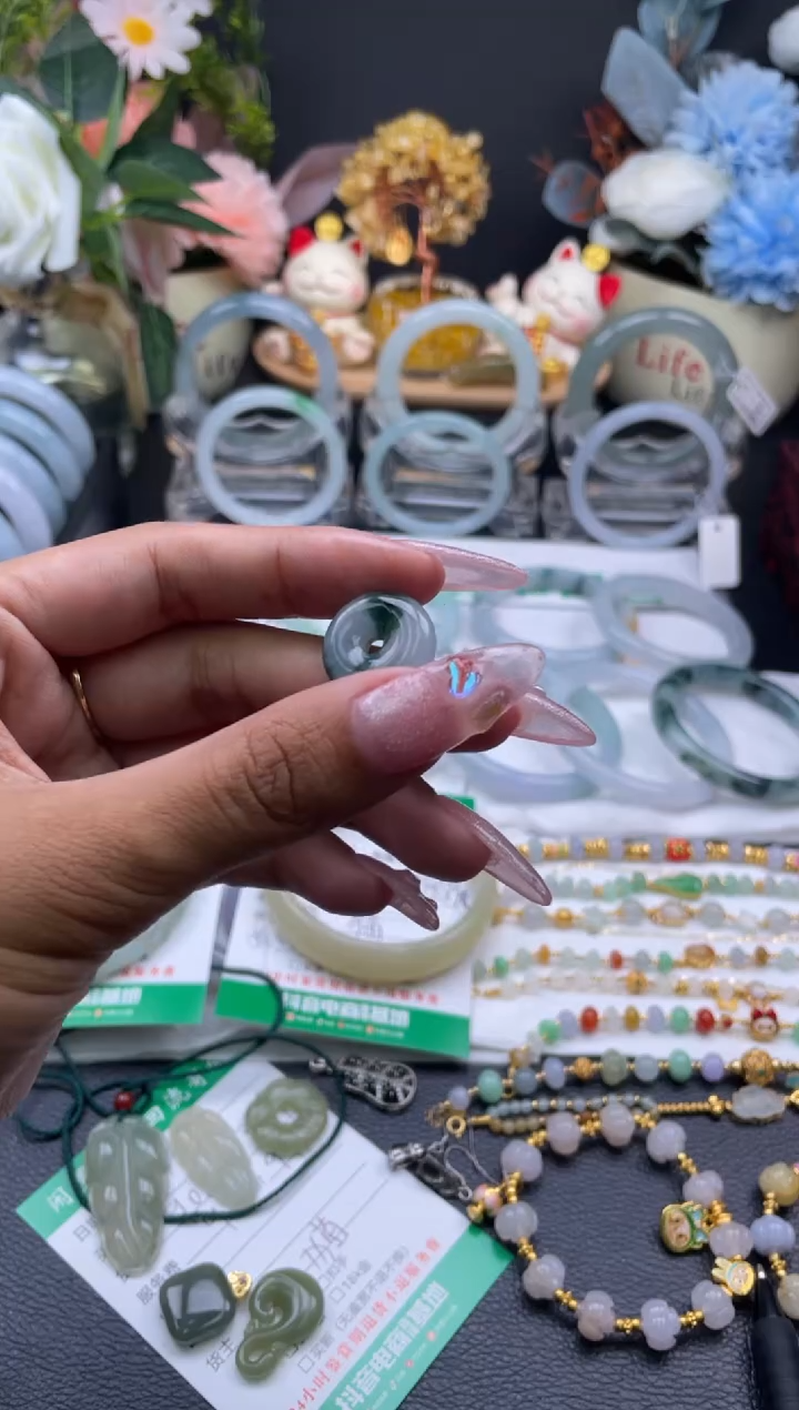 和田玉手镯未镶嵌木****心10.9