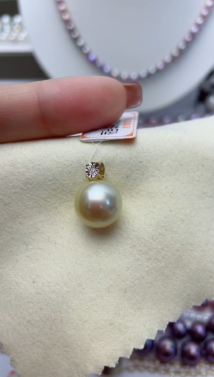 【闪购商品】海水珍珠颈饰18K金镶嵌W17