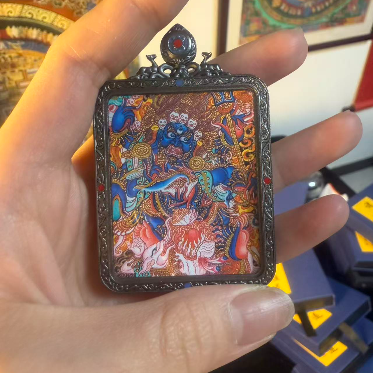 顶卡精品六臂大黑天【拍一发四】