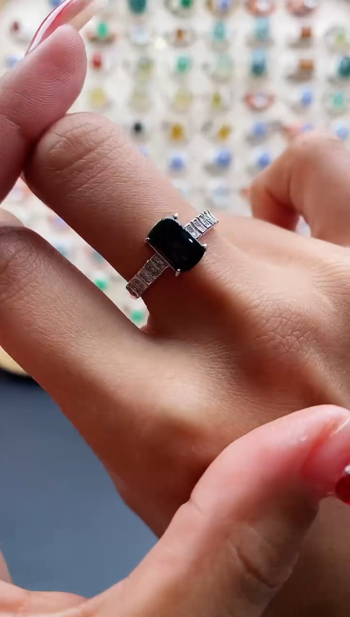 【闪购商品】翡翠戒指银S925镶嵌缅甸天然A货翡翠444  8+1