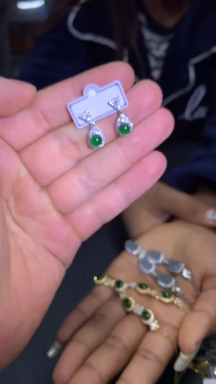 【闪购商品】翡翠耳饰未镶嵌0698921646/多样性发一