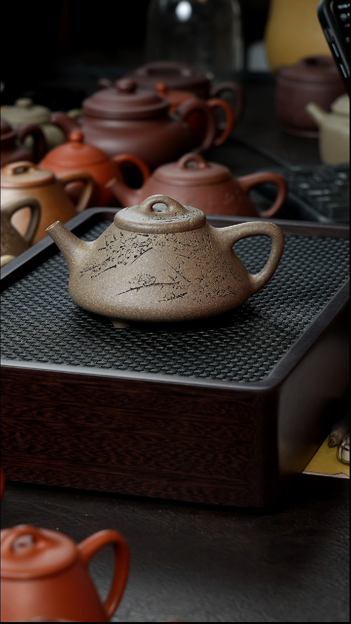 茶壶紫砂桃花子冶气窑半手全品180刻梅花    