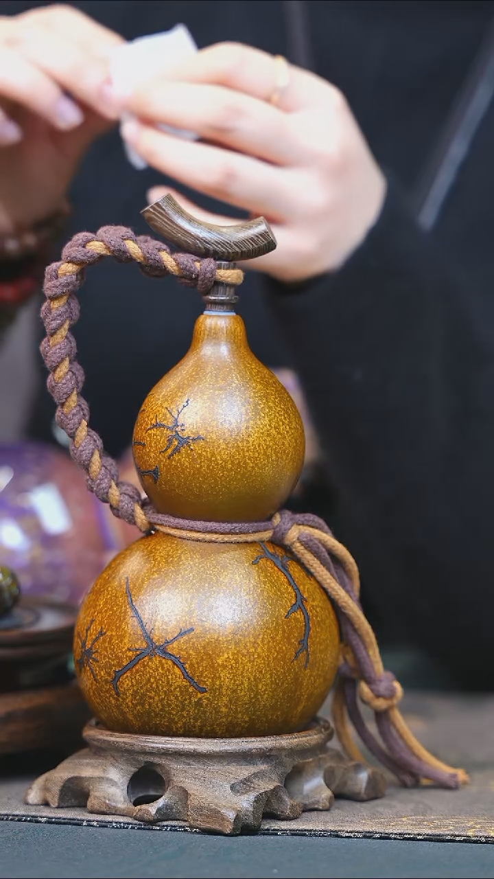 【闪购商品】WV145大漆酒葫芦不包手串及旋转底座