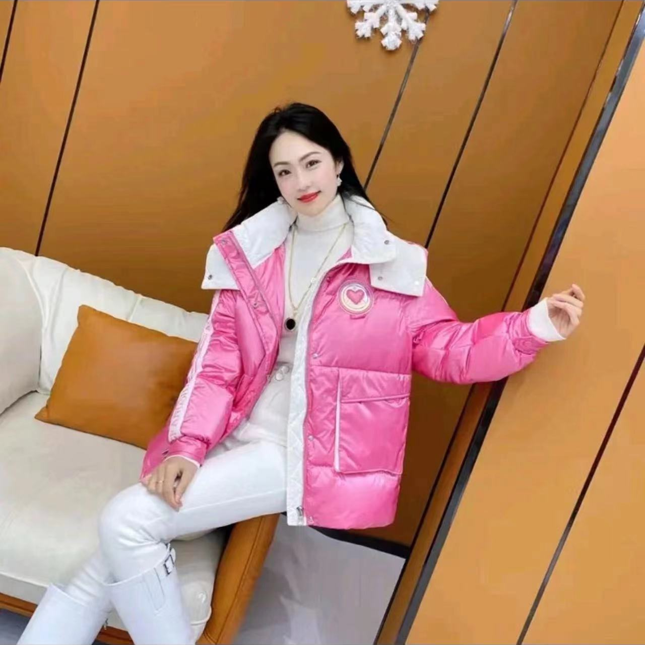 【163】设计感潮牌亮面连帽时尚洋气加厚鹅绒服保暖外套