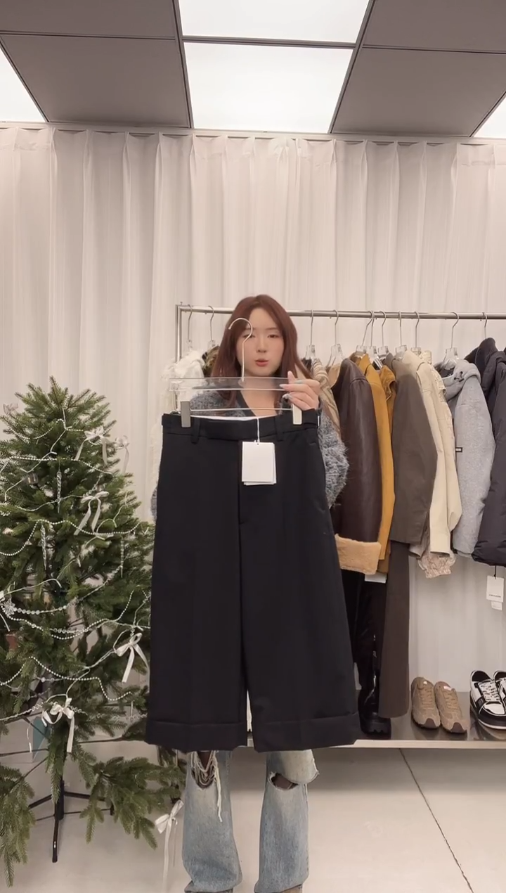 编号055  ETHOR中裤   待开价