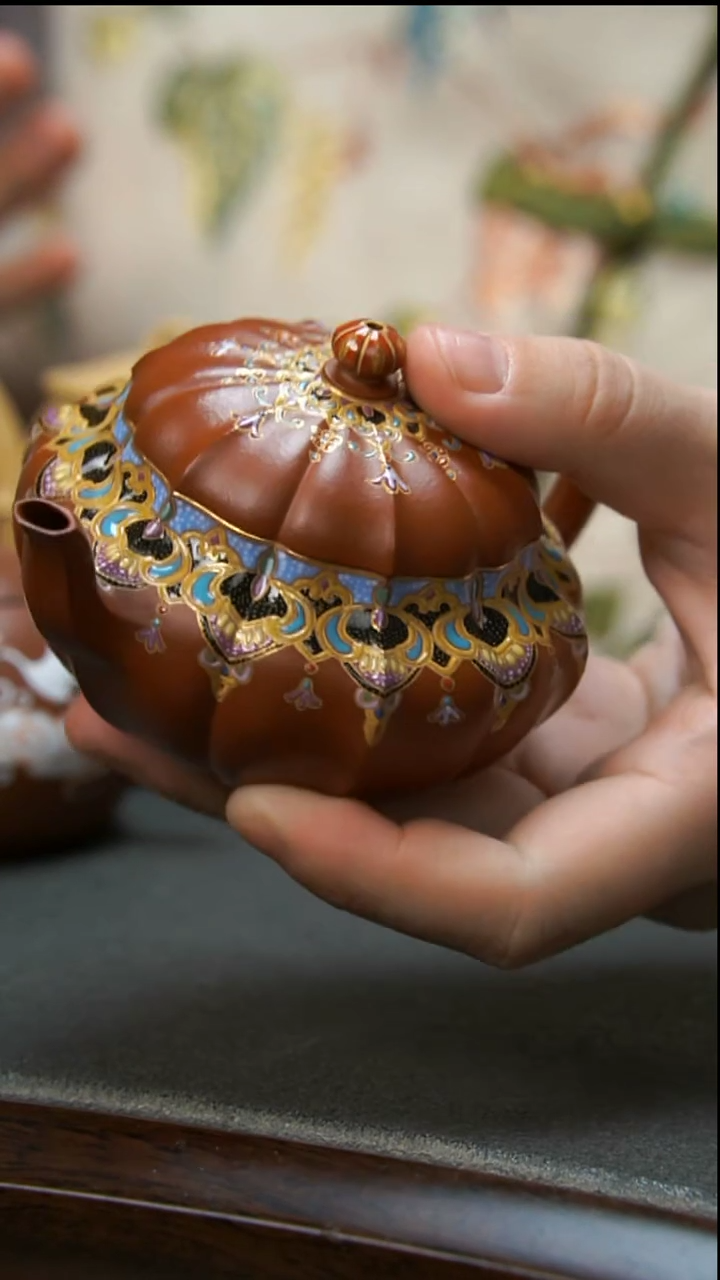 【闪购商品】紫砂茶壶筋纹珐琅彩壶