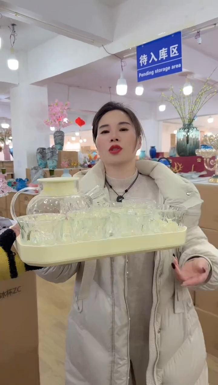 【闪购商品】无铅玻璃洛芙花器-m-早13