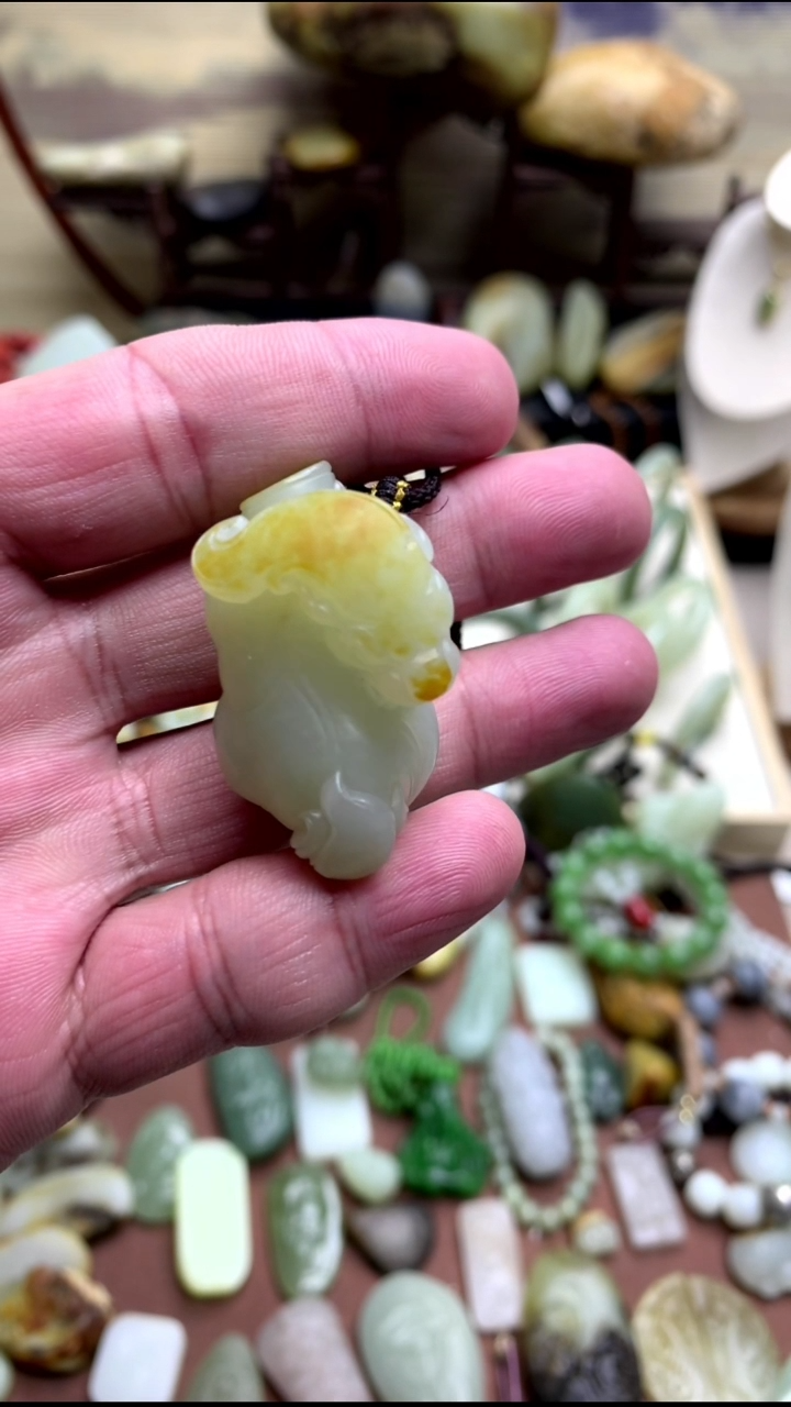 【闪购商品】和田玉颈饰未镶嵌子貔貅