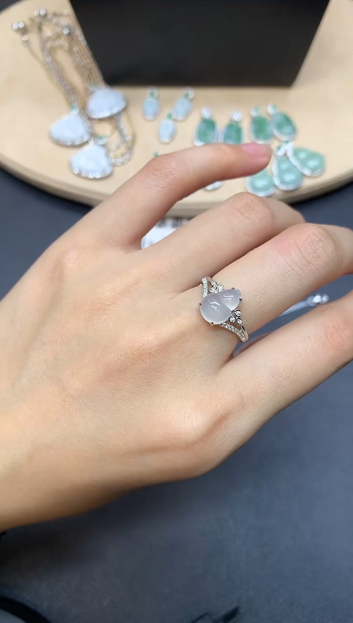 【闪购商品】翡翠戒指银S925镶嵌葫芦【多样性发其一】