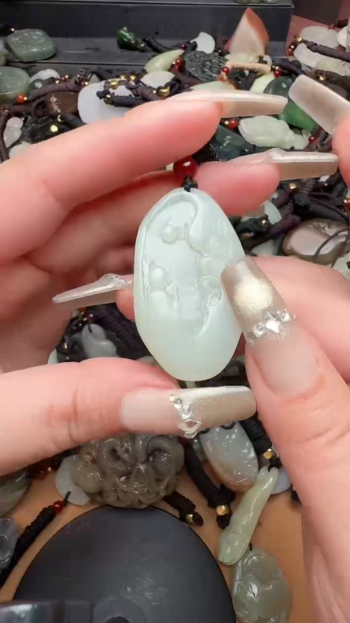 【闪购商品】和田玉颈饰未镶嵌1