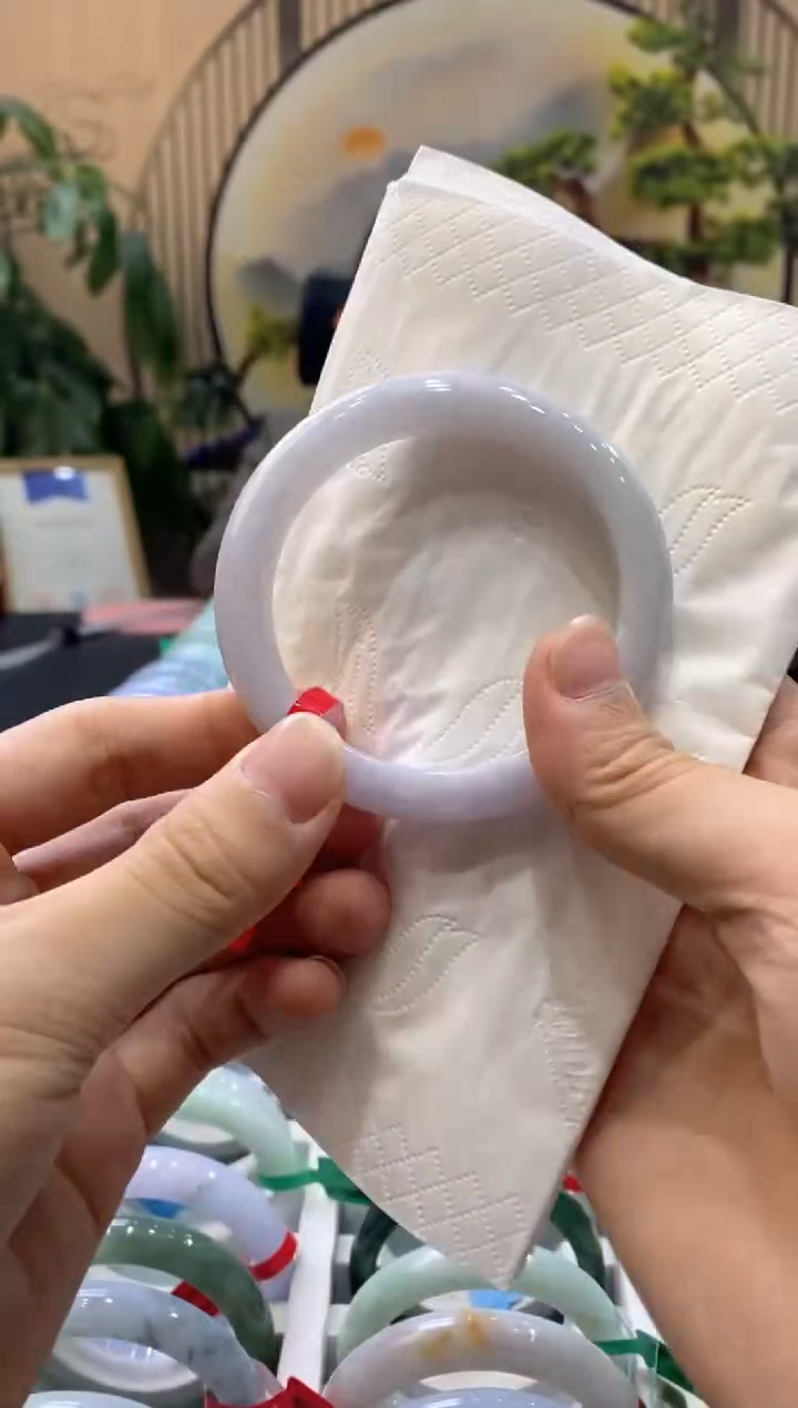 【闪购商品】翡翠手镯未镶嵌000003899