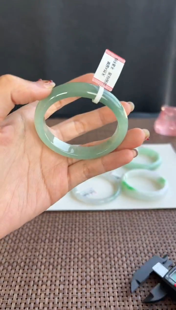 未镶嵌手镯翡翠7号53.2*46.5*11.9*7.4