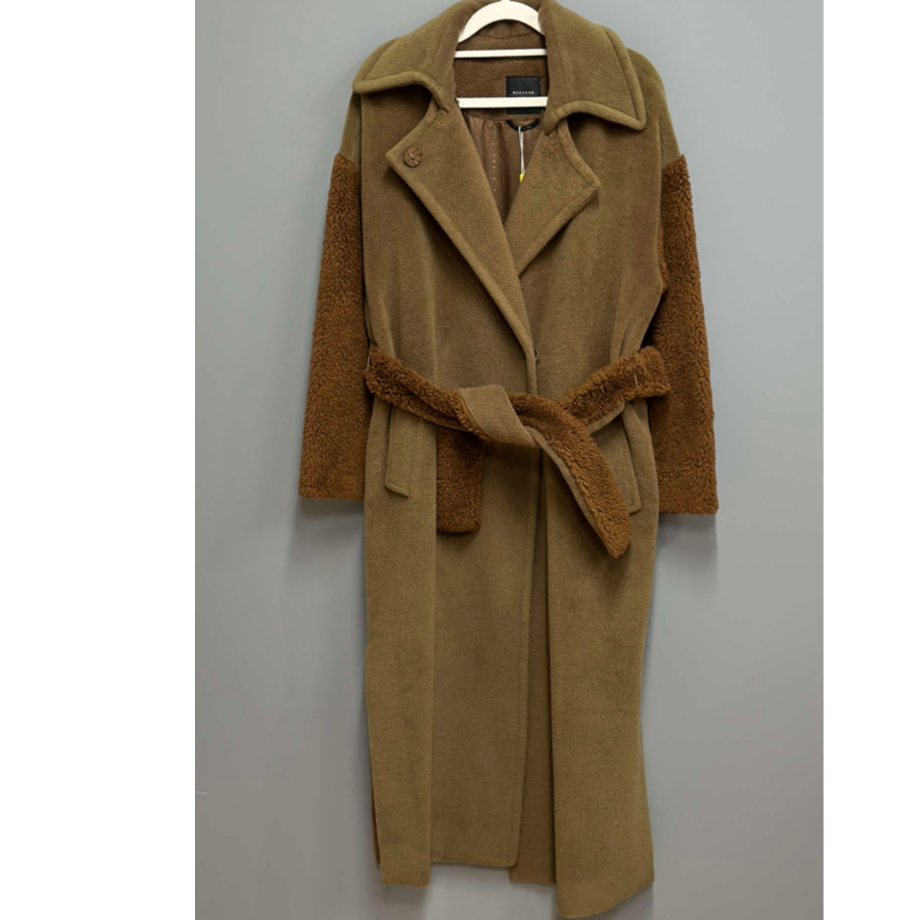 99新 MaxMara 海囤/Maxmara 大衣 /36码/sy63644